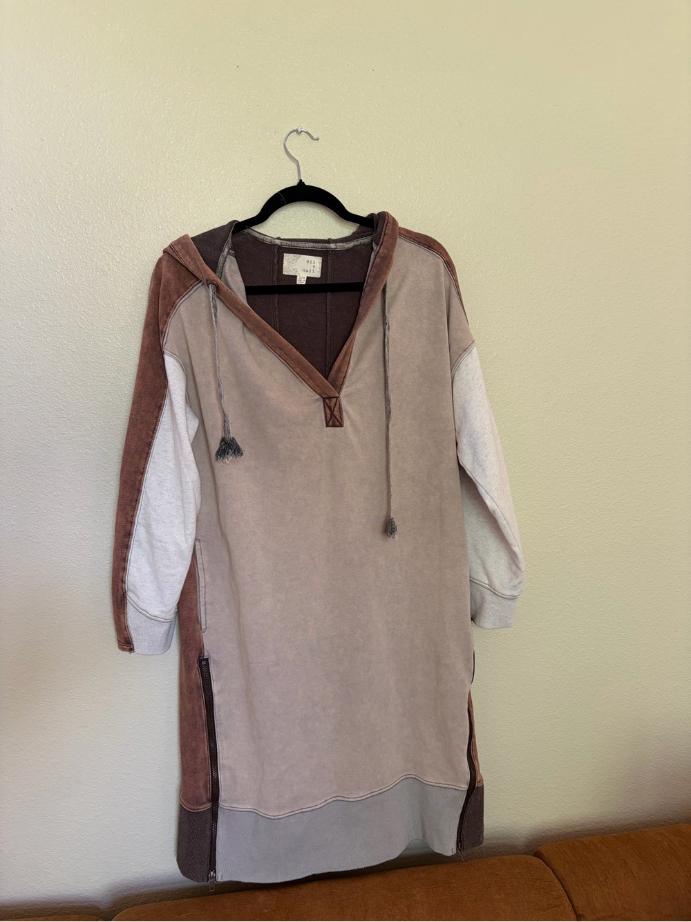 Oli & Hali Oversized Sweater Dress contrast color With Pockets Fall Cozy